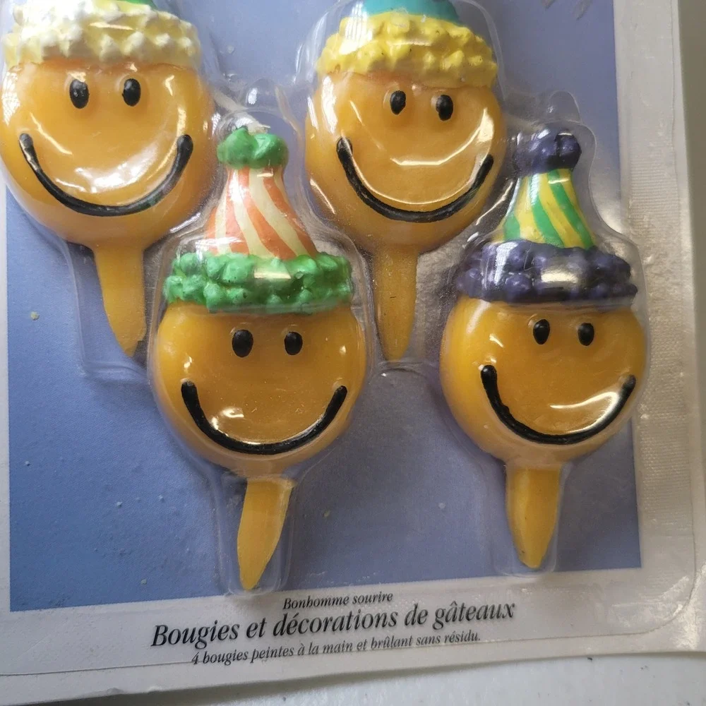 Wilton Smiley Face Birthday Cake Candles Handpainted Party Decorations 4 Count‎